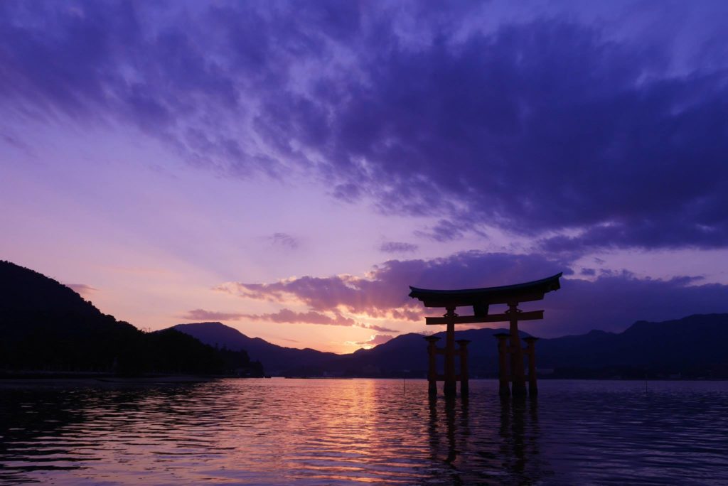 嚴島神社