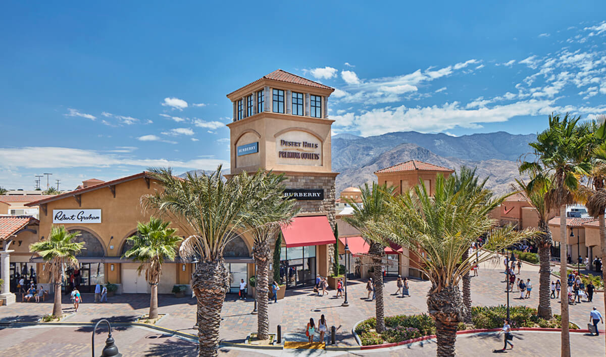 美國洛杉磯熱門OUTLET- Desert Hills Premium Outlets