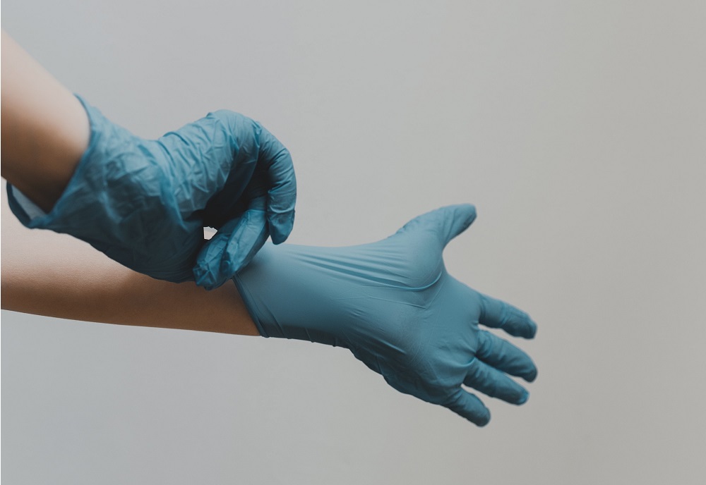 醫療用手套選擇對的尺寸很重要.還有手套的彈性和耐扯度